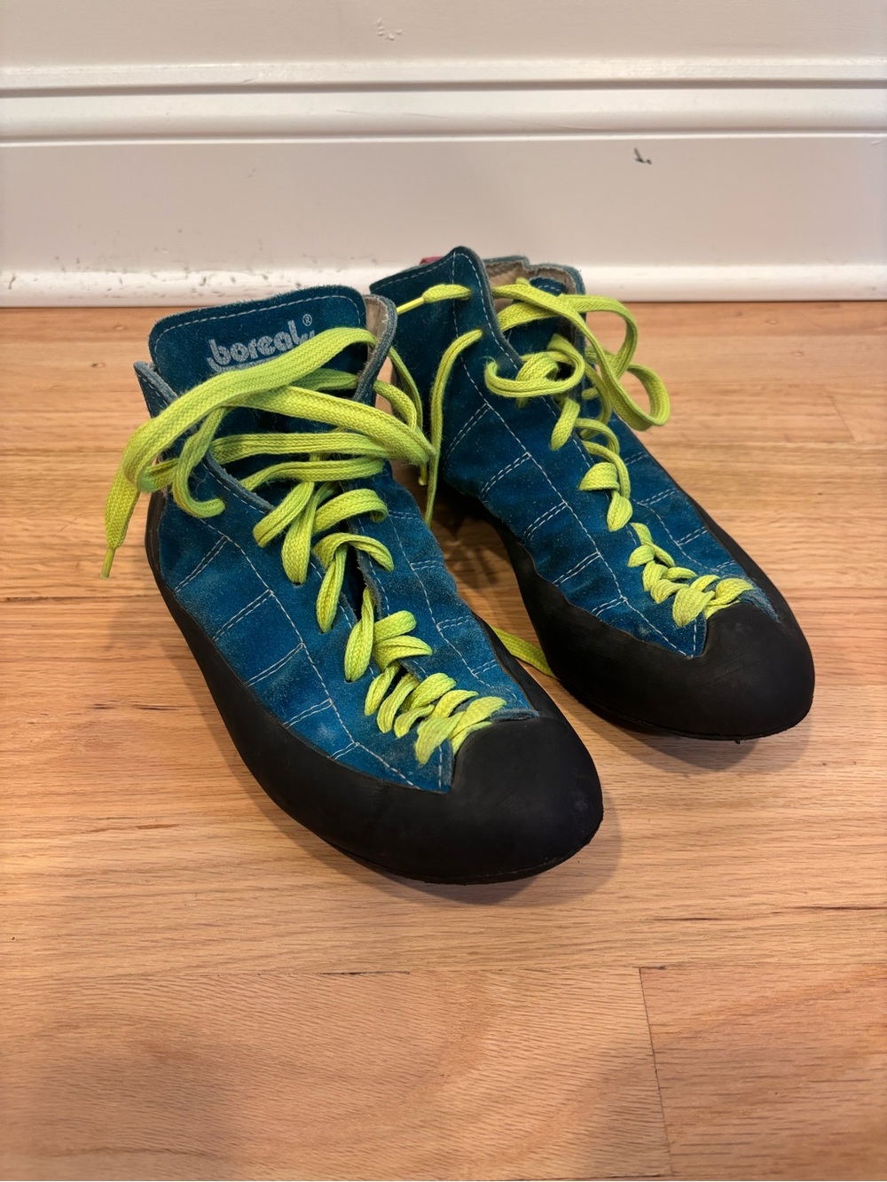 Vintage pair of blue suede Boreal Ballet high-top climbing shoes size men's 10